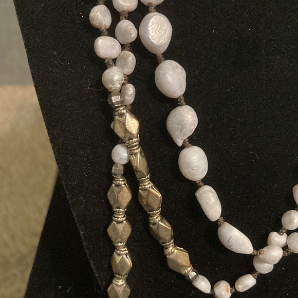 Nakamol natural stone necklace 33” plus extension chain - Picture 2 of 7